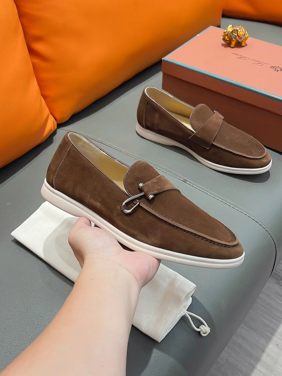 Men's shoes LORO PIANA "LP" P420 Regular size: 38-44 (casual shoes) Product materials: Selected high-mercerized suede upper, comfortable sheepskin lining; original outsole.